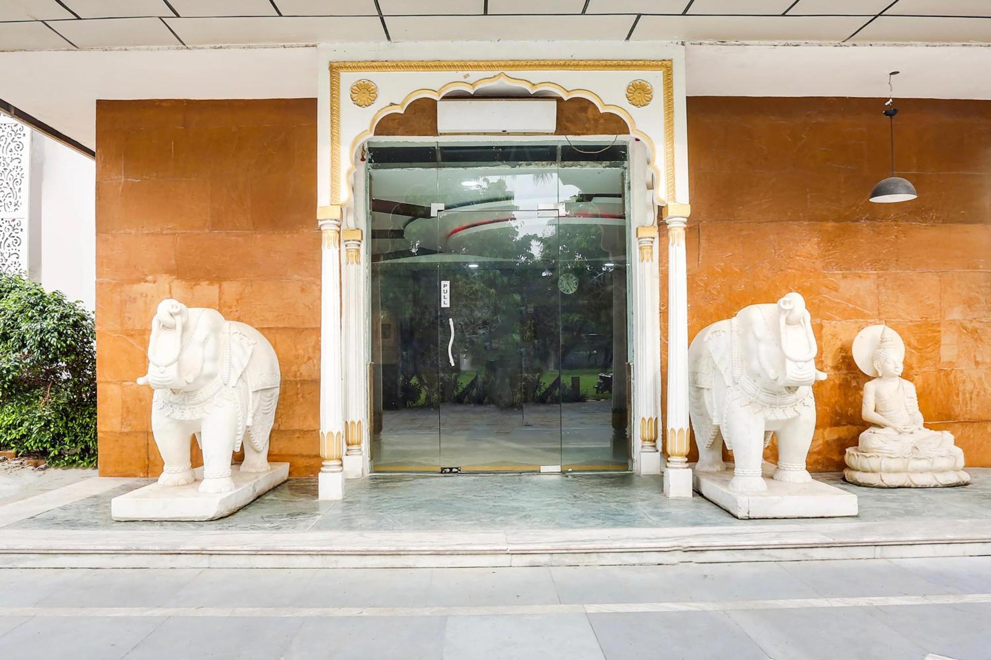 Super Collection O Bhiwadi Hotel Buitenkant foto